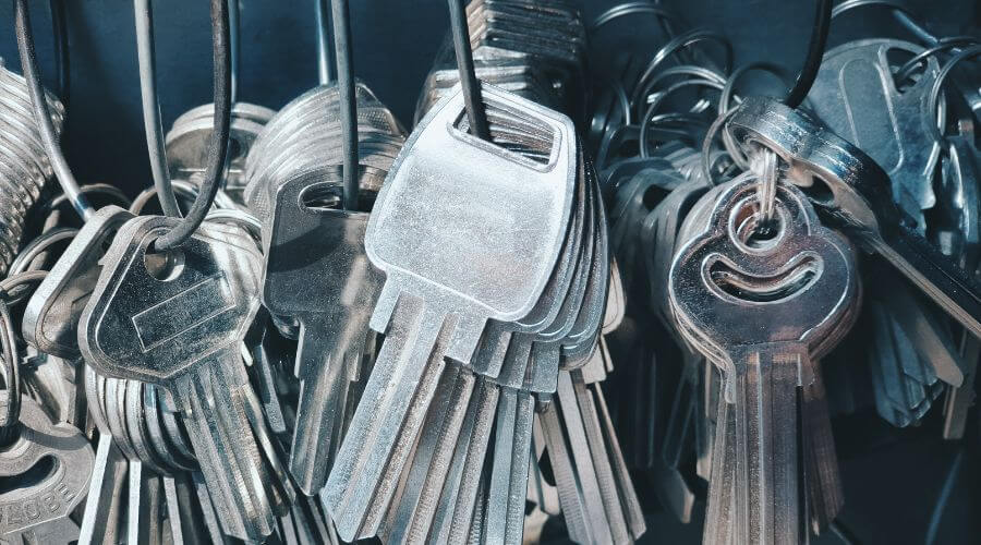 Professional New roof installation in Strasburg, IL